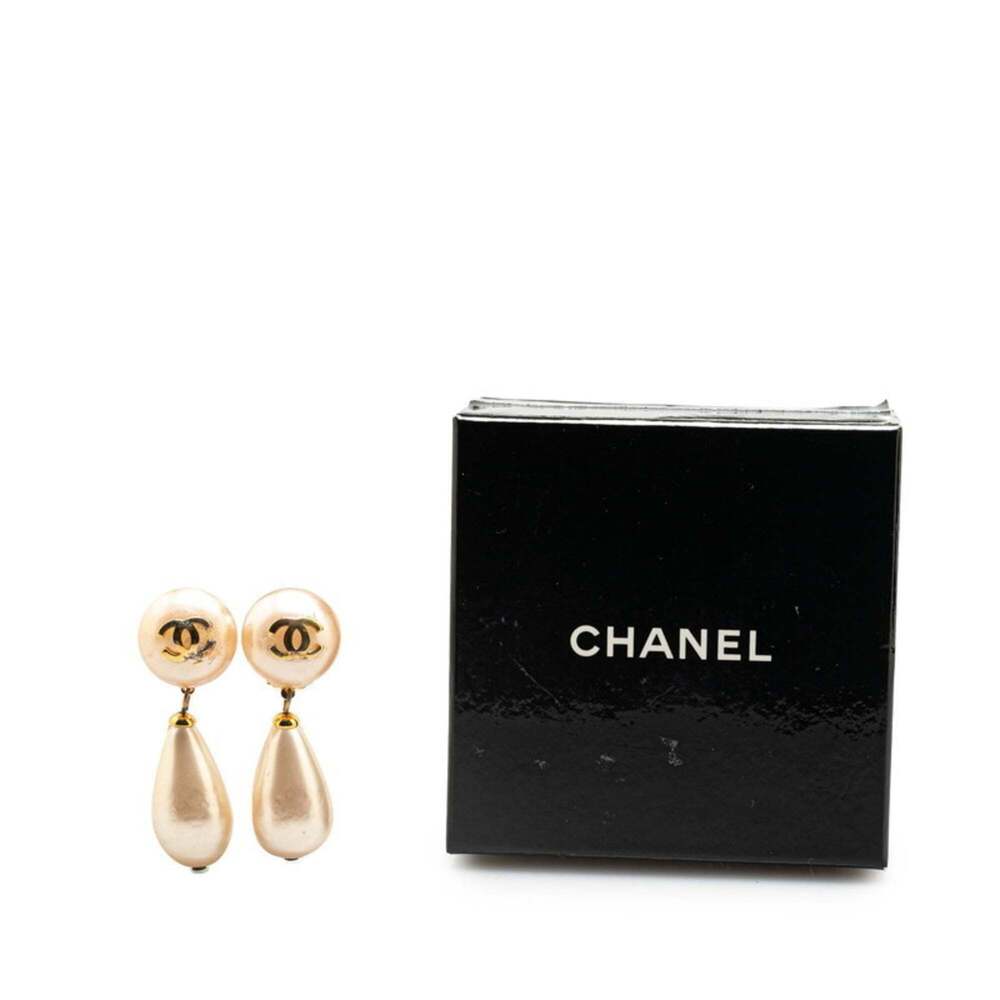 CHANEL Authentic Vintage Gold Pearl Logo Earrings - Picture 5 of 5